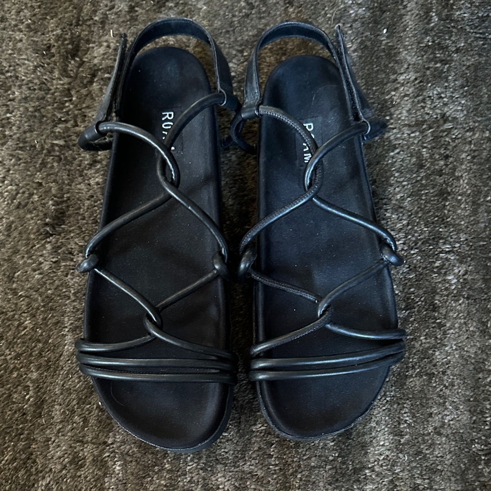 Umi Elegant Black Sandals